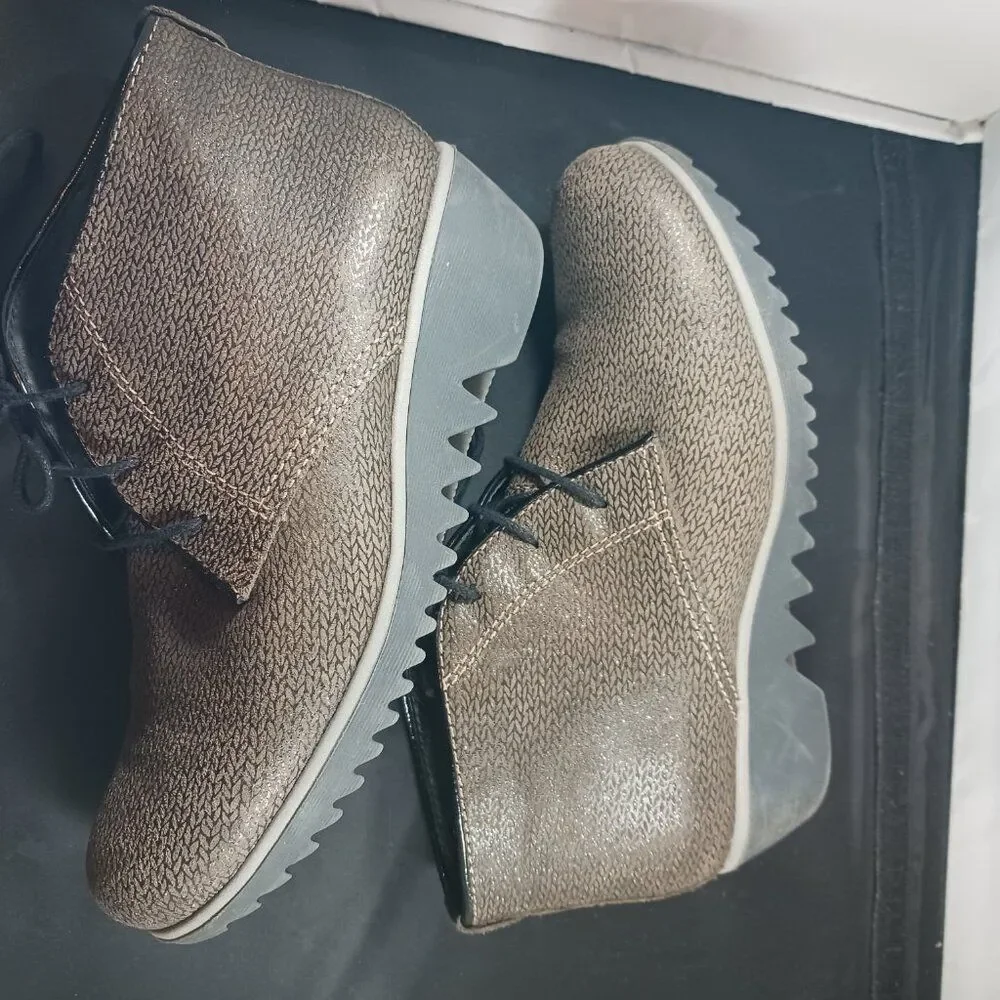 Wolky Dusky Winter Taupe Chukka Wedge Boots size 37 US size 6M